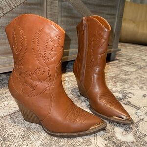 Brown Gold Toe Cowgirl Boots Size 6